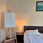 Apartment Urban Botanical 2br Warna