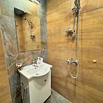 Apartment Urban Botanical 2br