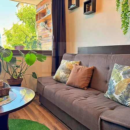 Urban Botanical 2br Apartment Varna