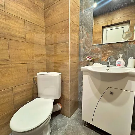 Apartment Urban Botanical 2br